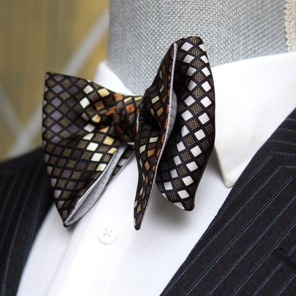 Men's Self-tied Bow Tie 100%Silk Big Butterfly Black Ornament Reversible S662 - Picture 1 of 12